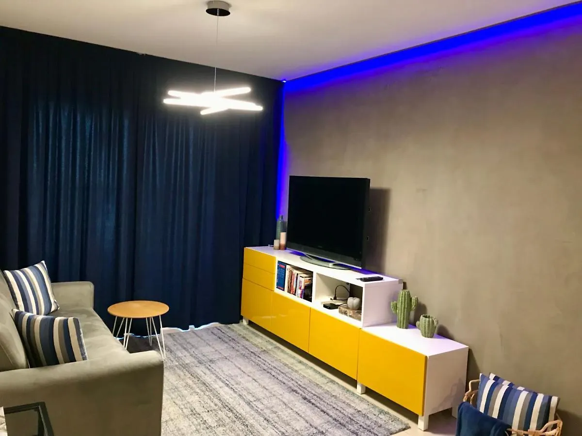 Fat Cow Apartment 101 Λάρνακα Κύπρος