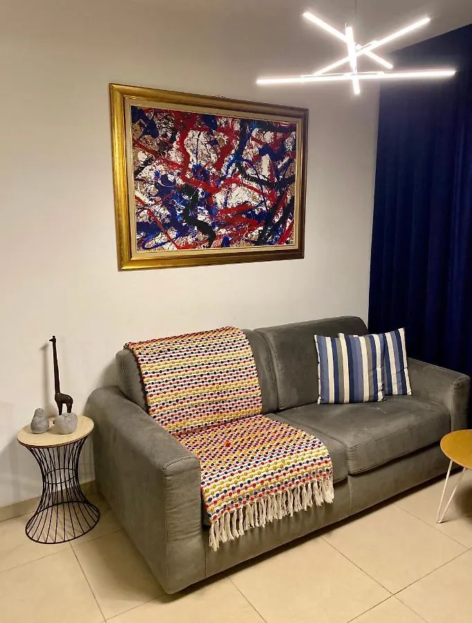 Fat Cow Apartment 101 Λάρνακα Κύπρος
